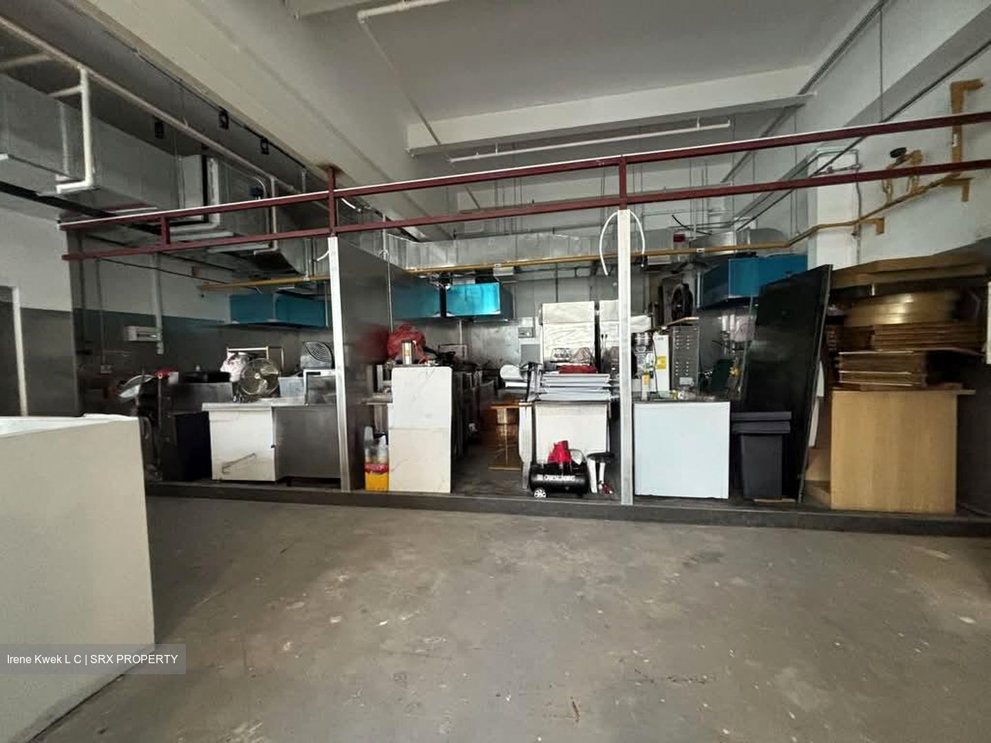 Hola Centre (D14), Retail #556786811